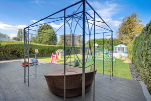 Photo 32- click for photo gallery